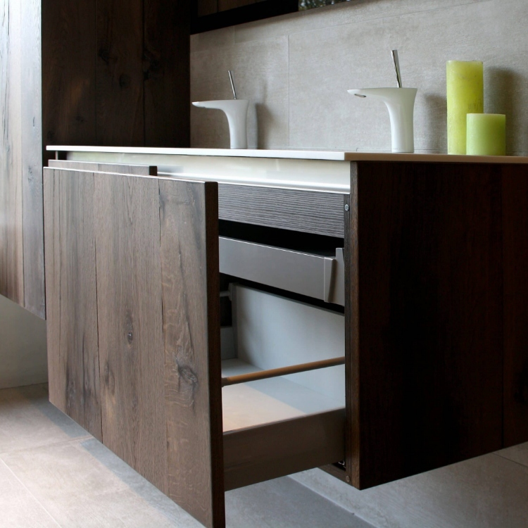 Obrázek z Dubové trámové dřevo 3040x1210x19.8 kouřové